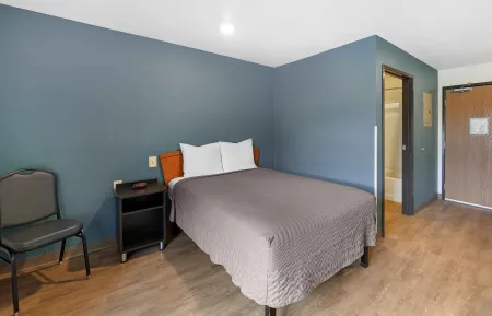 Studio Suite - 1 Full Bed
