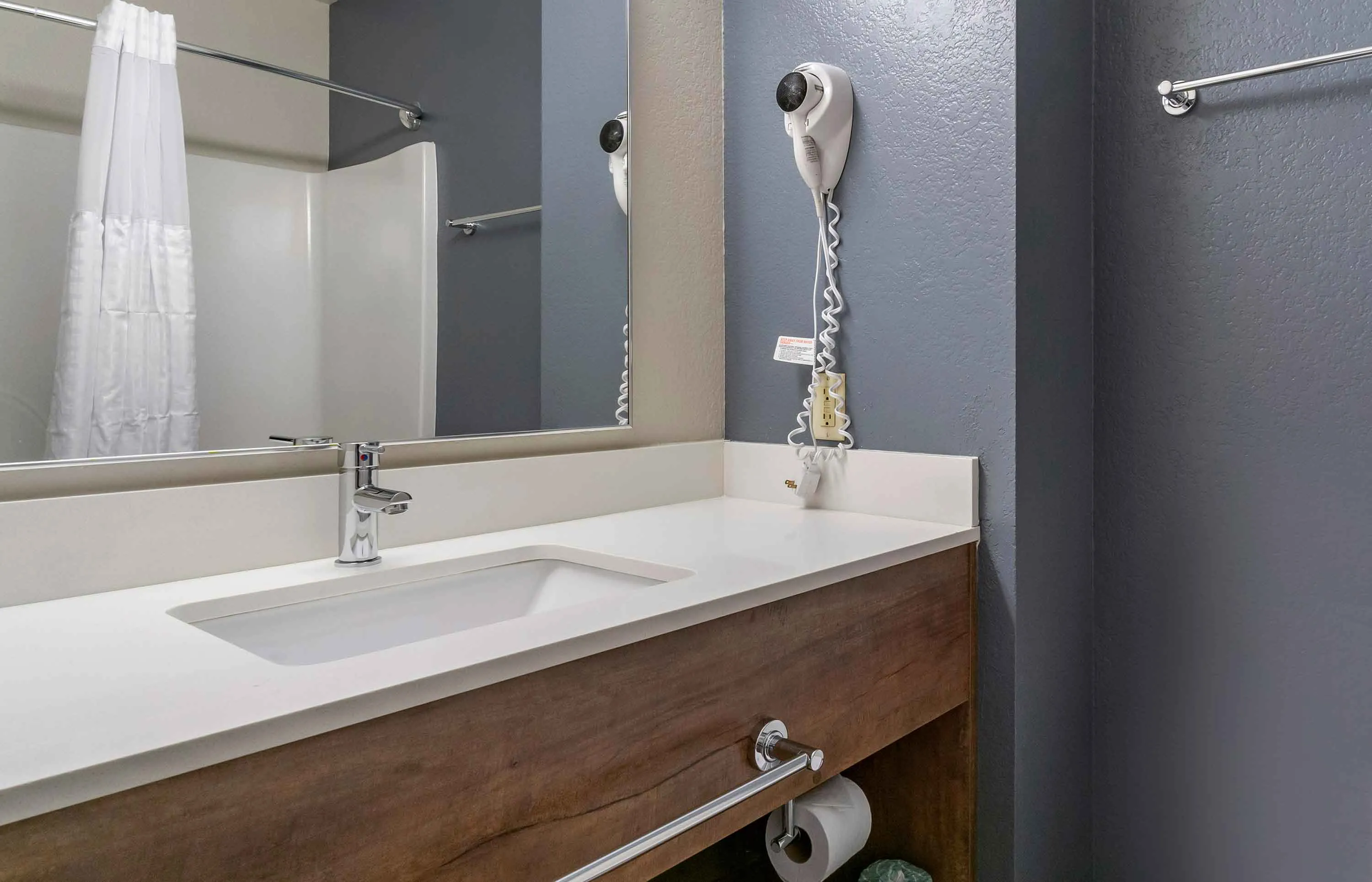 1 Bedroom Suite - 2 Queen Beds