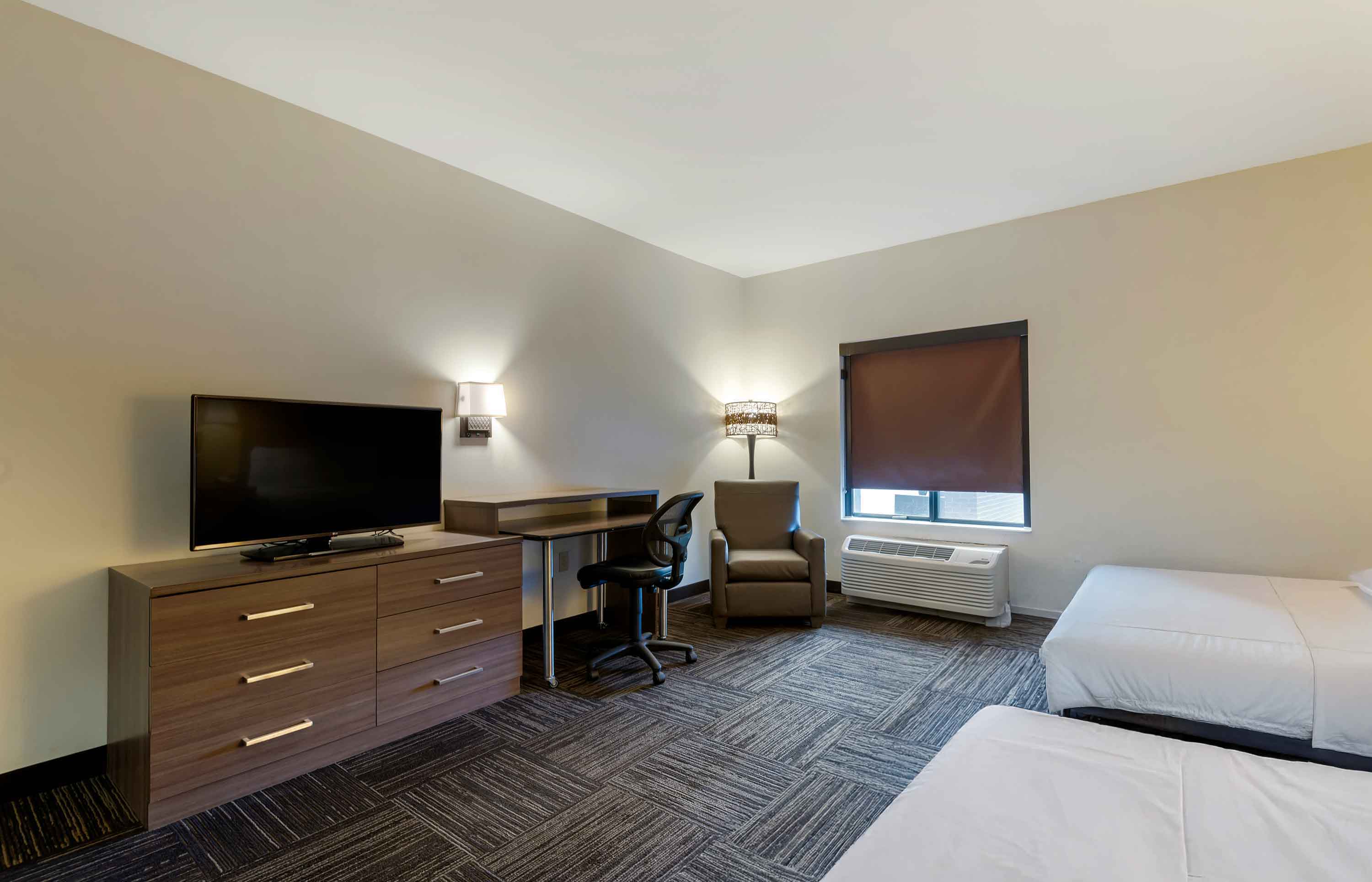 Studio Suite - 2 Queen Beds