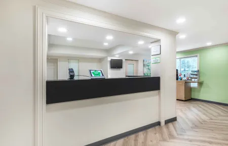 Lobby and Guest Check-in