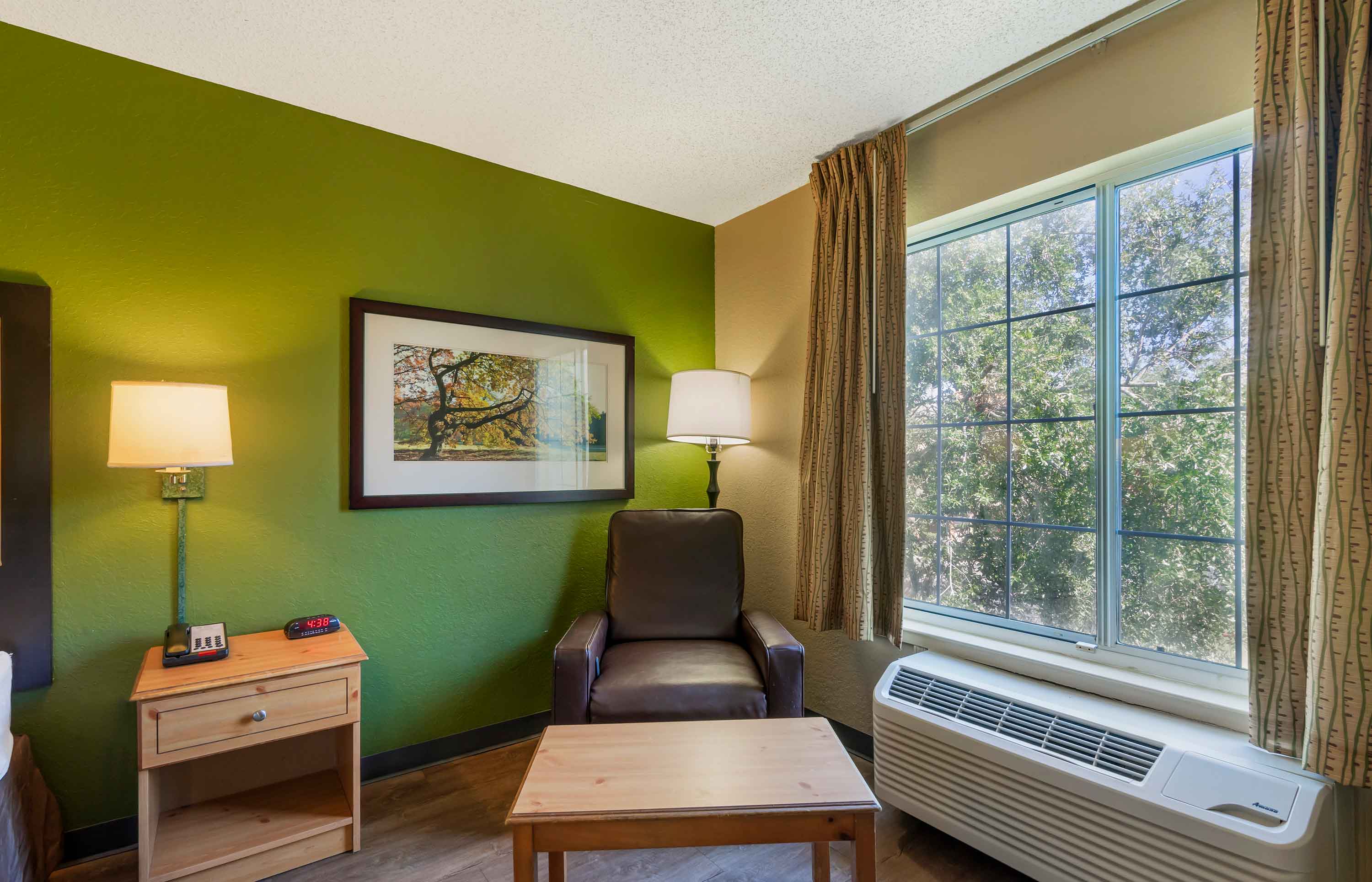 Superior Studio - 1 King Bed