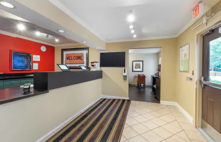 Lobby and Guest Check-in