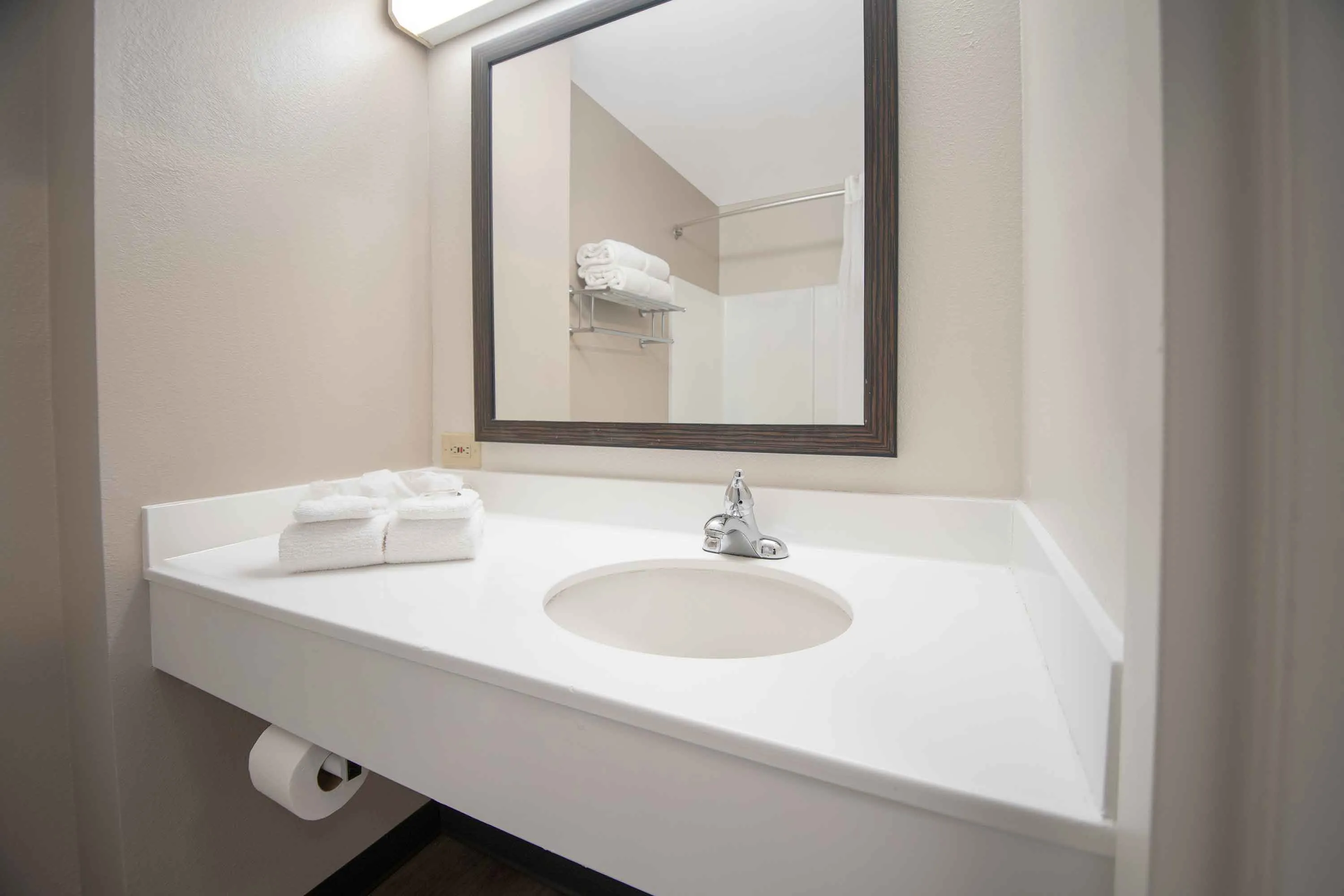 Studio Suite - 1 King Bed