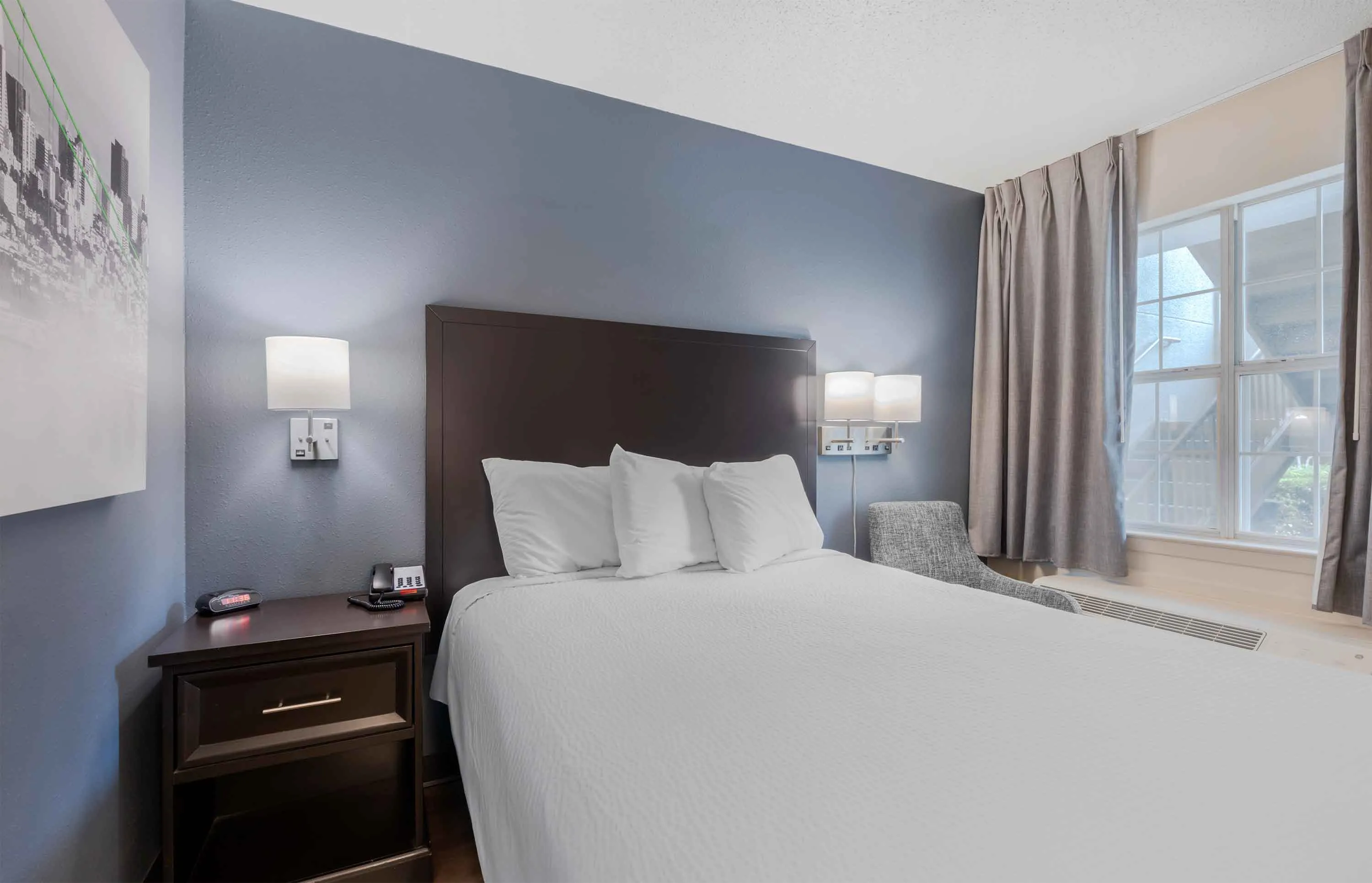 Studio Suite - 1 Queen Bed
