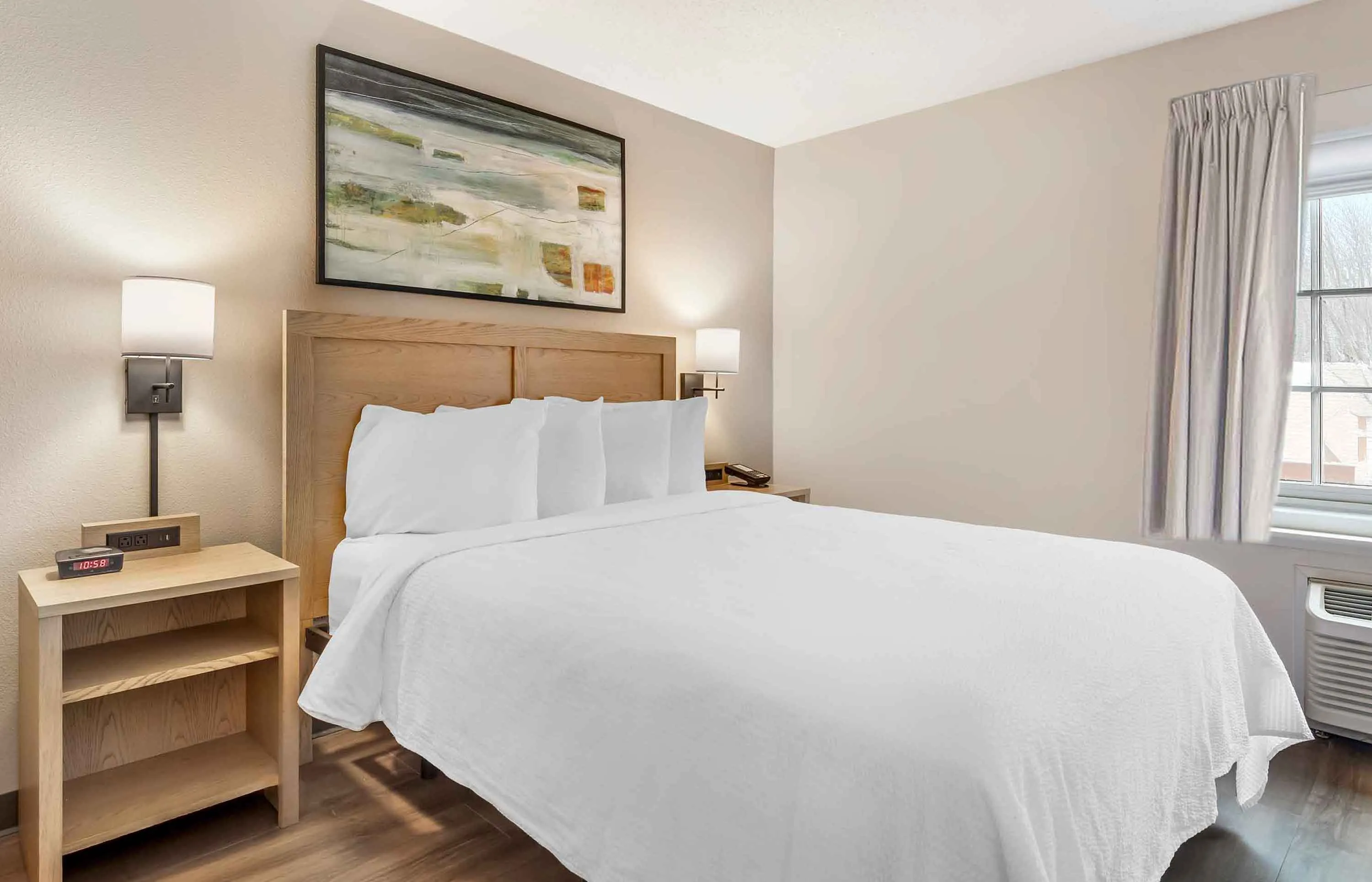 Studio Suite - 1 Queen Bed