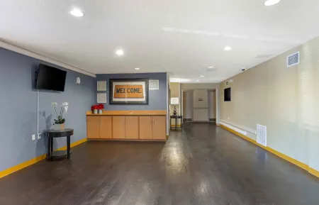 Lobby and Guest Check-in