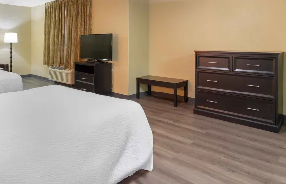 Deluxe Studio - 2 Queen Beds