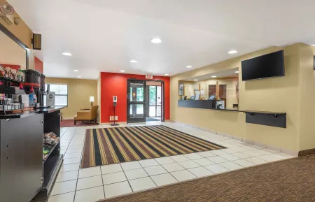Lobby and Guest Check-in