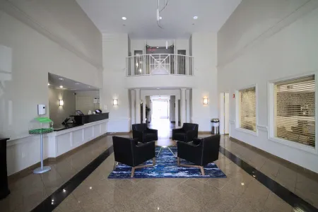 Lobby and Guest Check-in