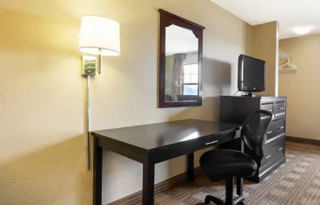 Superior Suite - 1 Full Bed
