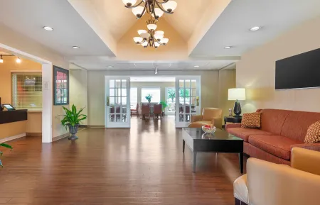 Lobby and Guest Check-in