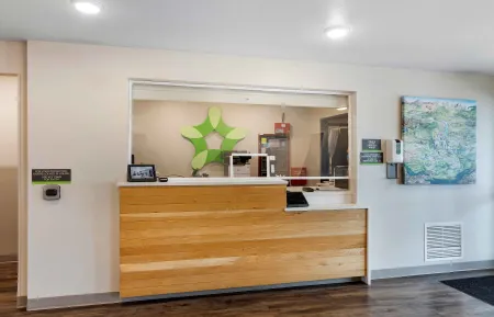 Lobby and Guest Check-in